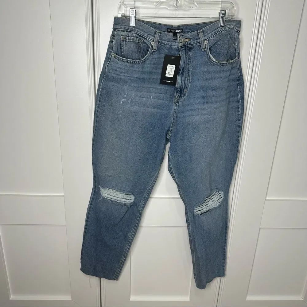 NWT Fashion Nova Blue Boyfriend Jeans Distressed High-Waisted size 13 (a1)